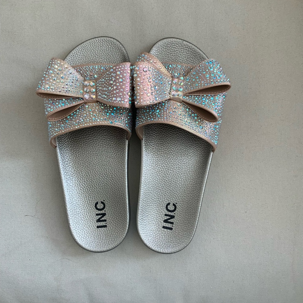 INC International Concepts Silver and Pink Bow Sandals